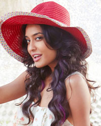 Lisa Haydon